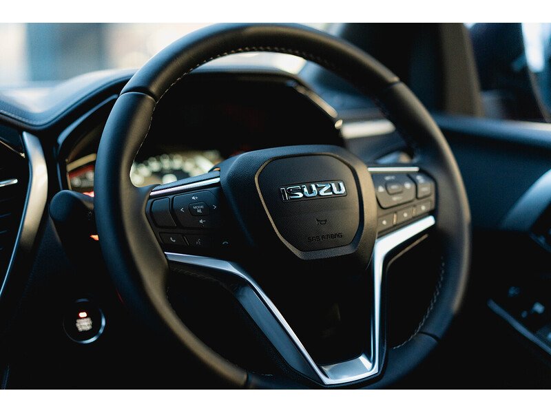 Used Isuzu D-Max 2025 for sale - 77685032: Photo 36