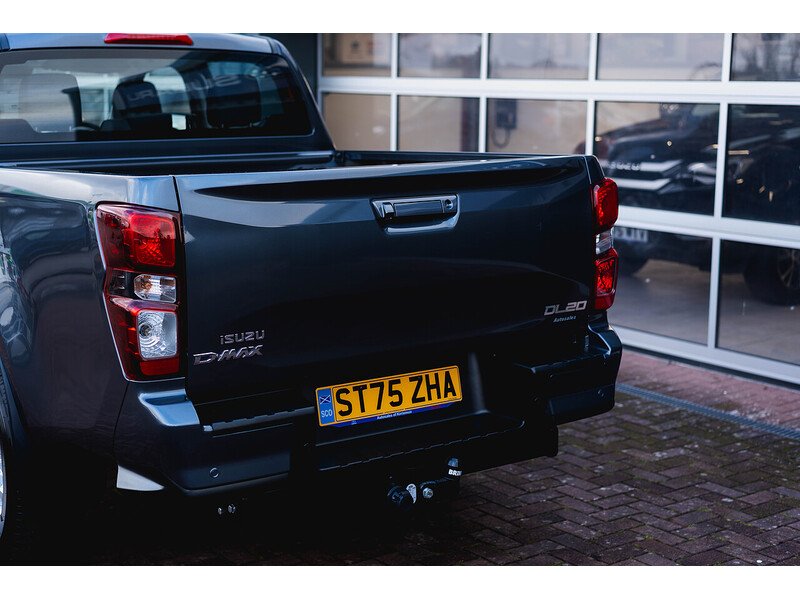 Used Isuzu D-Max 2025 for sale - 77685046: Photo 15