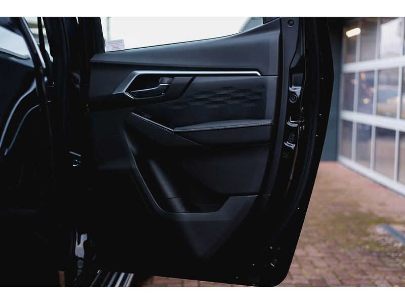 Used Isuzu D-Max 2025 for sale - 77685031: Photo 23