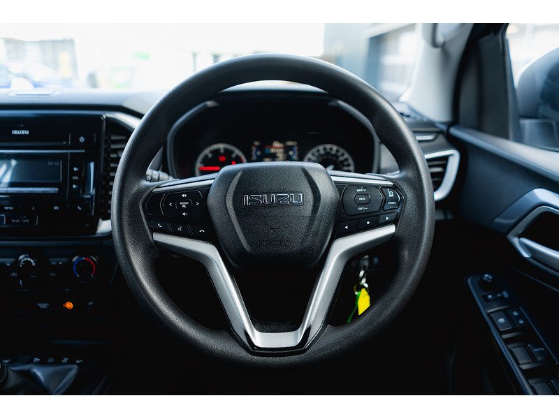 Used Isuzu D-Max 2021 for sale - 77684998: Photo 32