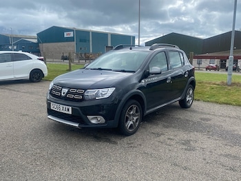Used Dacia Sandero Stepway 2016 for sale - 79455325: Photo