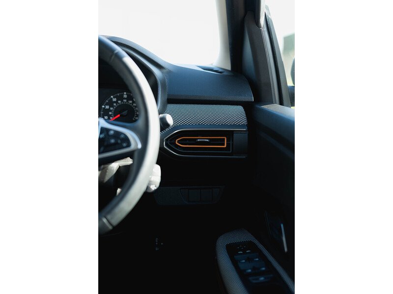 Used Dacia Sandero Stepway 2022 for sale - 77976782: Photo 38