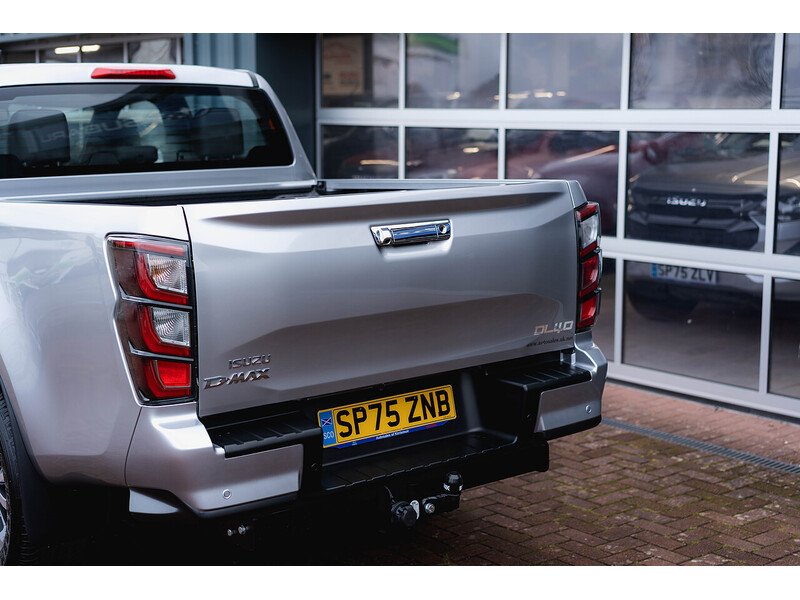 Used Isuzu D-Max 2025 for sale - 77685048: Photo 15