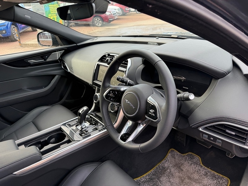 Used Jaguar XE 2023 for sale - 77947079: Photo 14