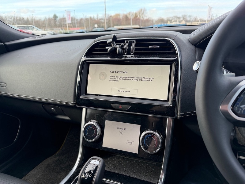 Used Jaguar XE 2023 for sale - 77947079: Photo 15