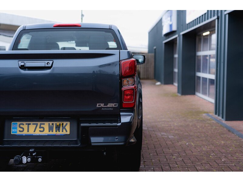 Used Isuzu D-Max 2025 for sale - 77685025: Photo 14