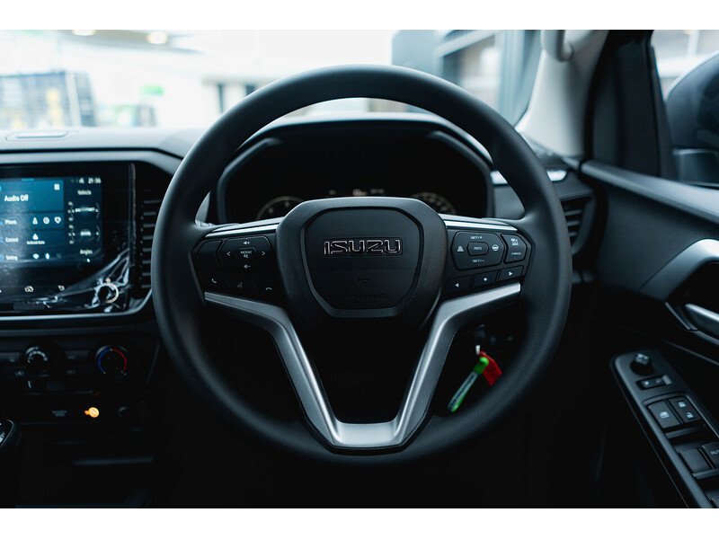 Used Isuzu D-Max 2025 for sale - 77685025: Photo 32