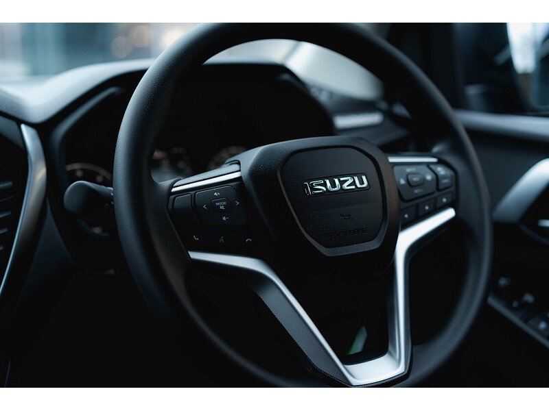 Used Isuzu D-Max 2025 for sale - 77685025: Photo 36