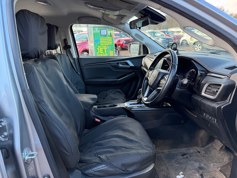 Used Isuzu D-Max 2023 for sale - 77685018: Photo 13