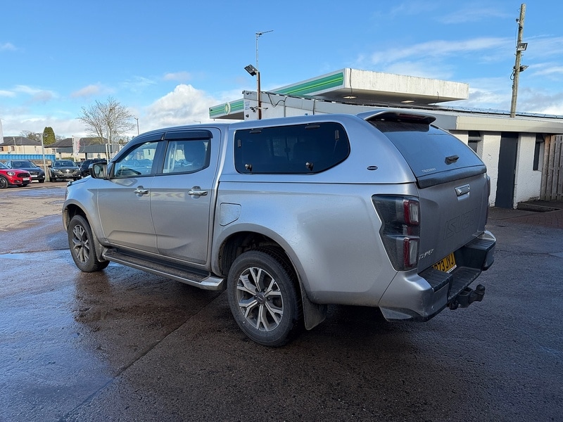 Used Isuzu D-Max 2023 for sale - 77685018: Photo 5