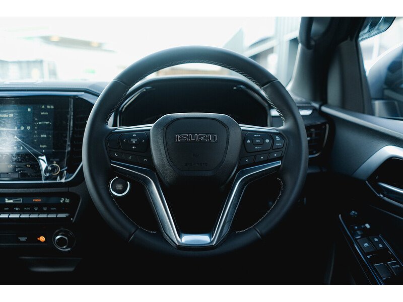 Used Isuzu D-Max 2025 for sale - 77685029: Photo 32