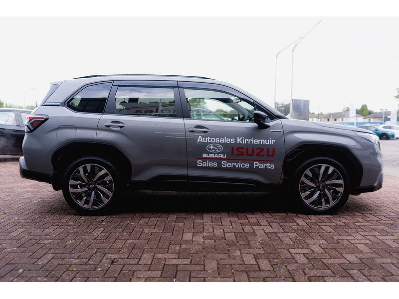 Used Subaru Forester 2025 for sale - 77685000: Photo 9