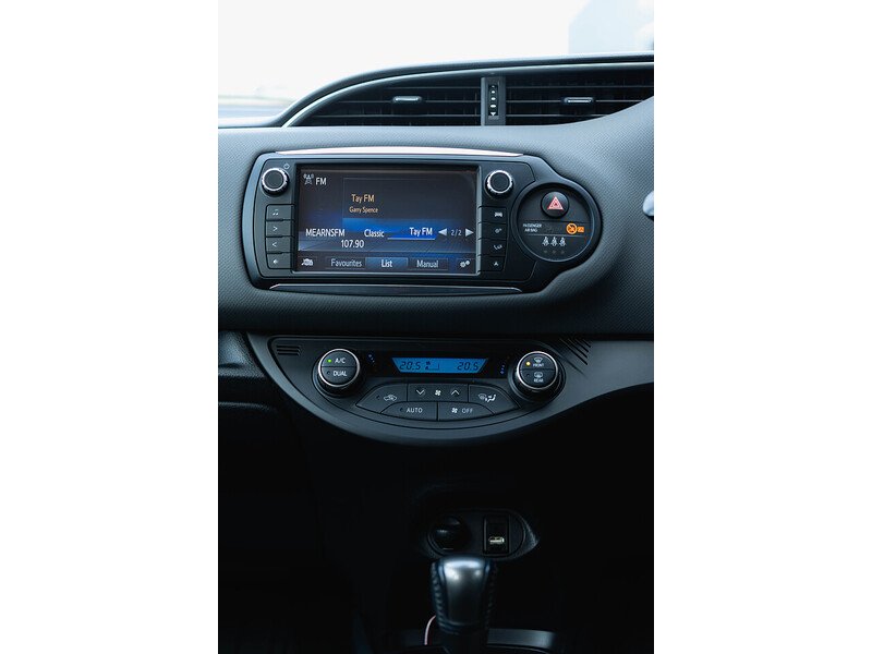 Used Toyota Yaris 2015 for sale - 77685047: Photo 33