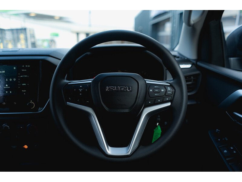 Used Isuzu D-Max 2025 for sale - 77685034: Photo 32