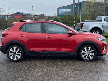 Used Kia Stonic 2021 for sale - 78325598: Photo