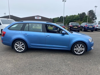 Used Skoda Octavia 2015 for sale - 78927041: Photo