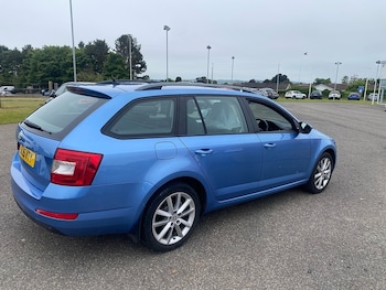 Used Skoda Octavia 2015 for sale - 78927041: Photo