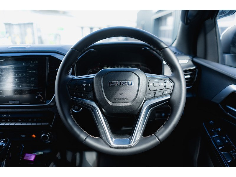 Used Isuzu D-Max 2025 for sale - 77685027: Photo 31