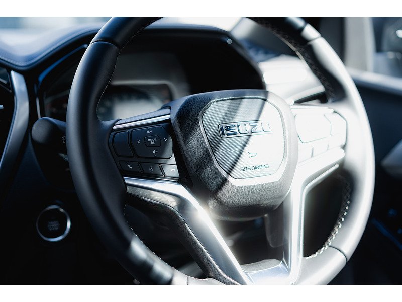 Used Isuzu D-Max 2025 for sale - 77685027: Photo 36