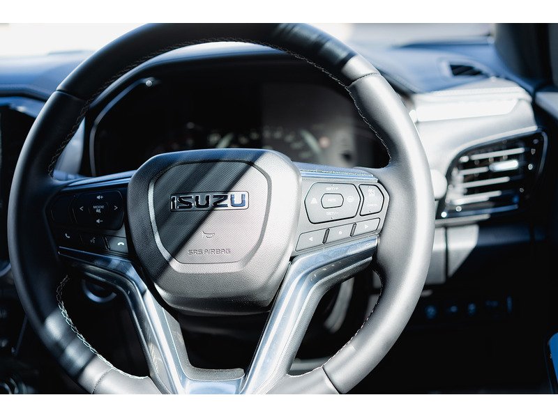 Used Isuzu D-Max 2025 for sale - 77685027: Photo 39