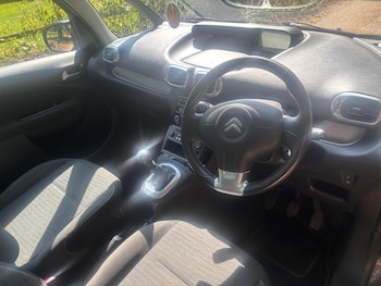 Used Citroen C3 Picasso 2016 for sale - 79060520: Photo