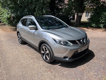 Used Nissan Qashqai 2017 for sale - 79083037: Photo