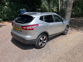 Used Nissan Qashqai 2017 for sale - 79083037: Photo