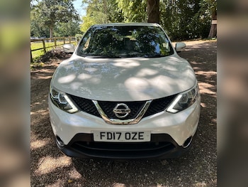 Used Nissan Qashqai 2017 for sale - 79071042: Photo