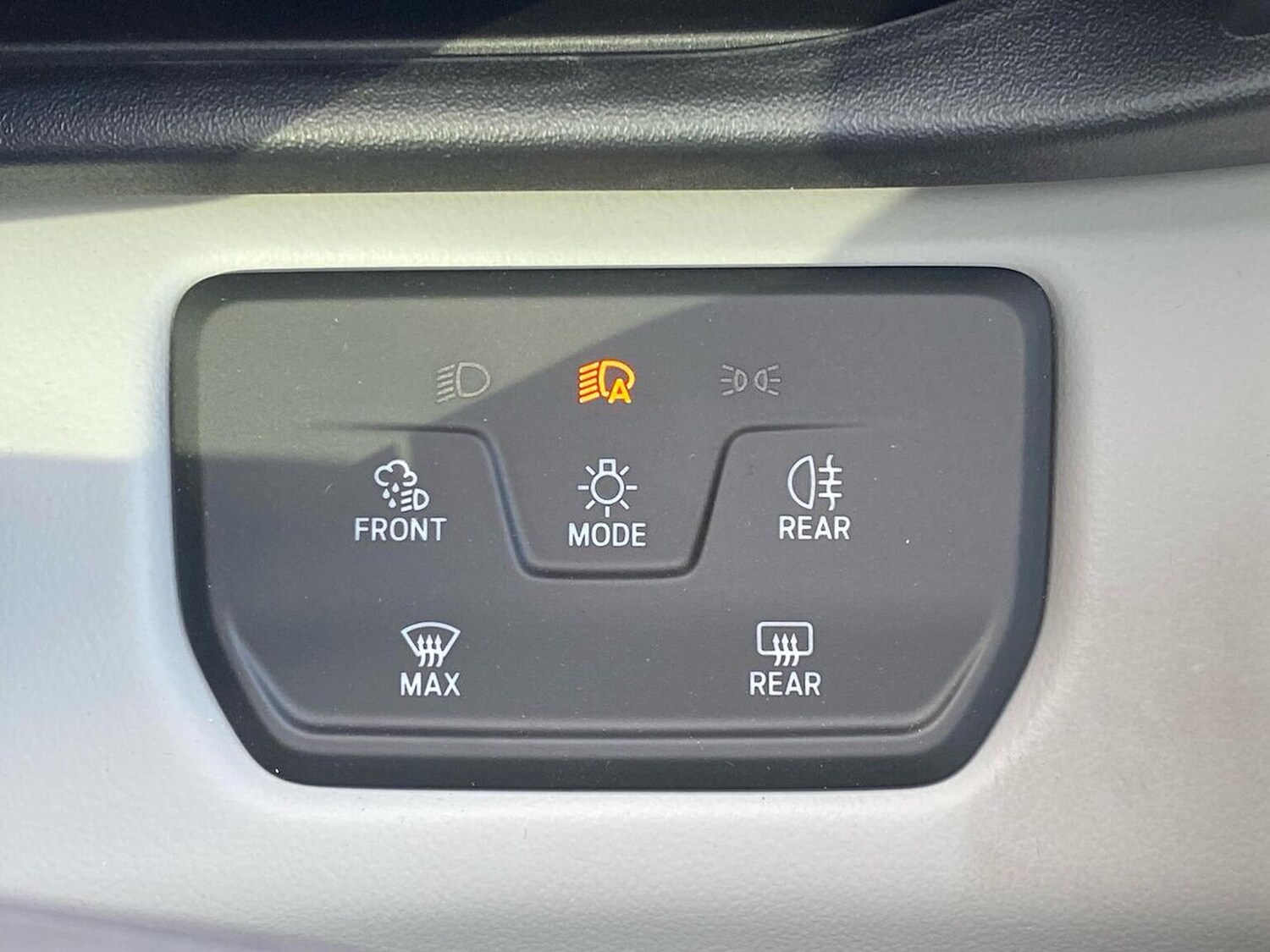 Used Ford Explorer 2024 for sale - 77489365: Photo 22