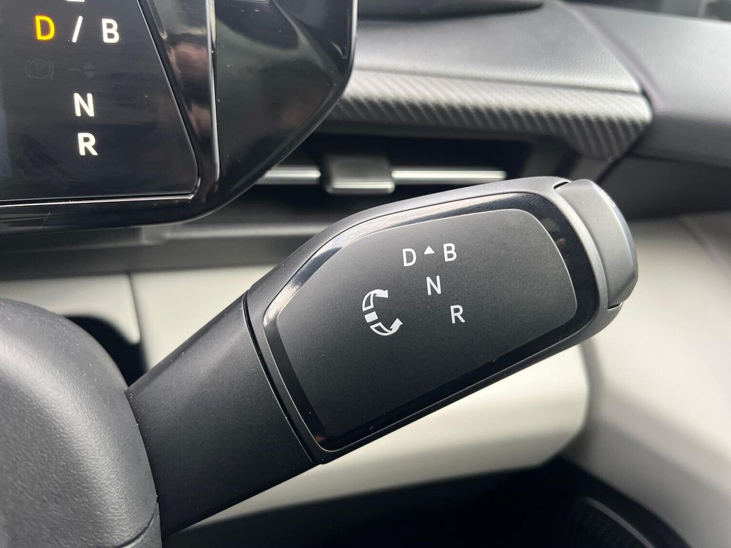 Used Ford Explorer 2024 for sale - 77489369: Photo 29