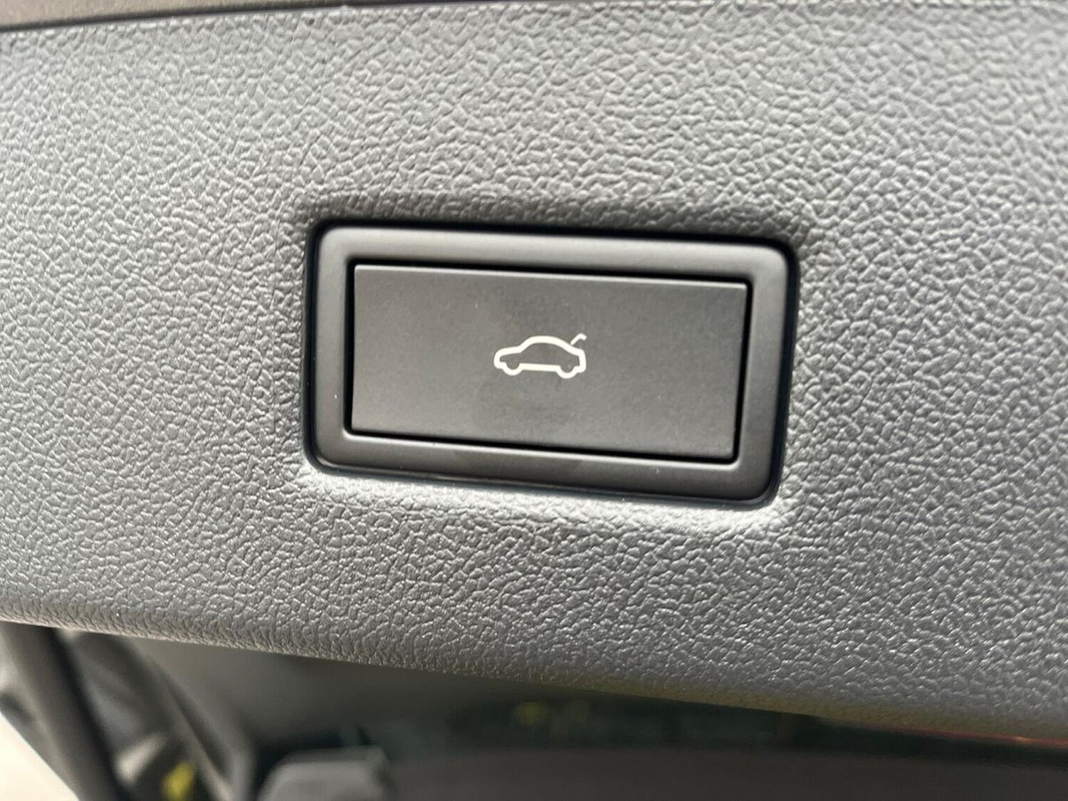 Used Ford Explorer 2024 for sale - 77489369: Photo 40