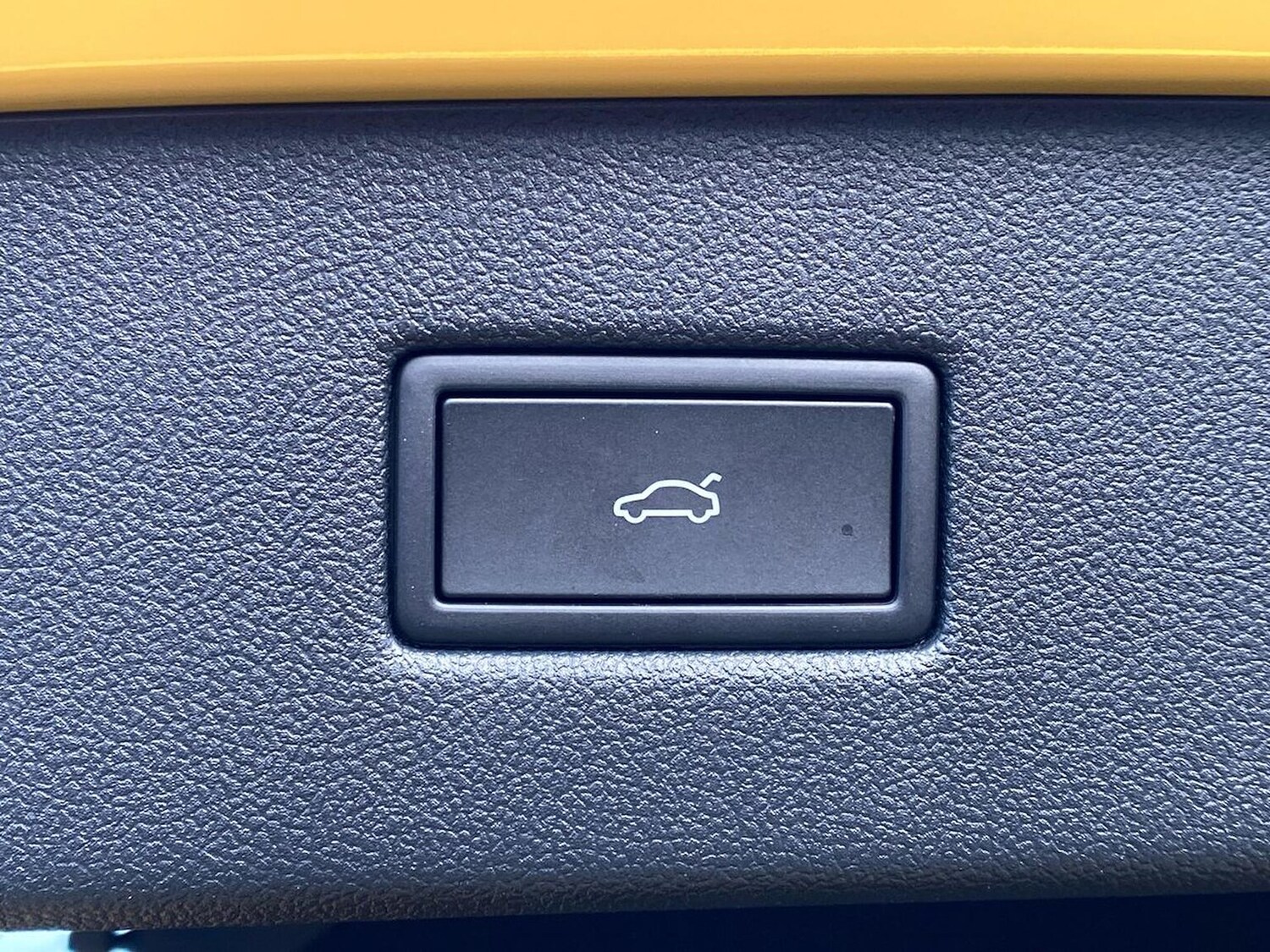 Used Ford Capri 2024 for sale - 77489359: Photo 40