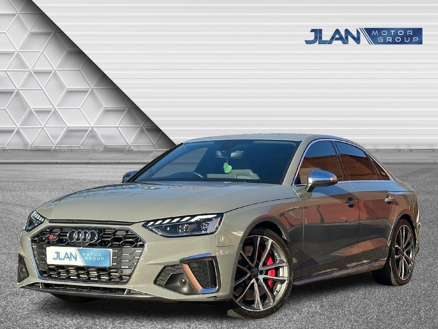 Used Audi S4 for sale - 77001031: Photo 2