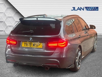 Used BMW 3 Series 2019 for sale - 77794122: Photo