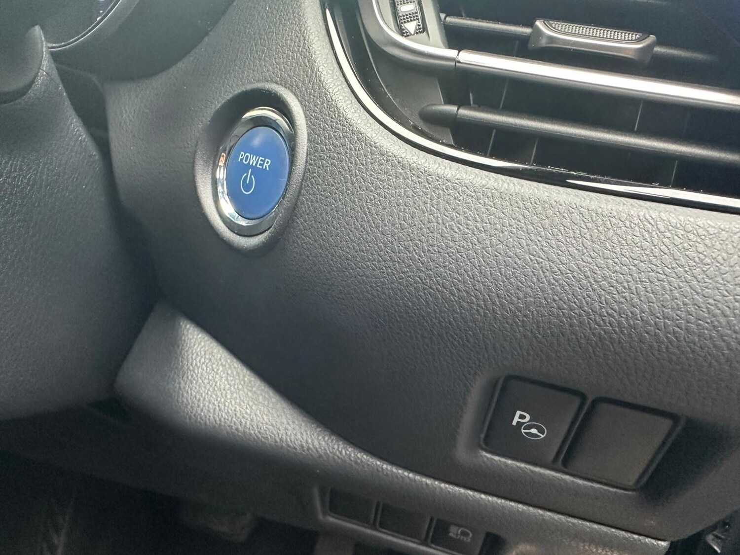 Used Toyota C-HR for sale - 77633013: Photo 16