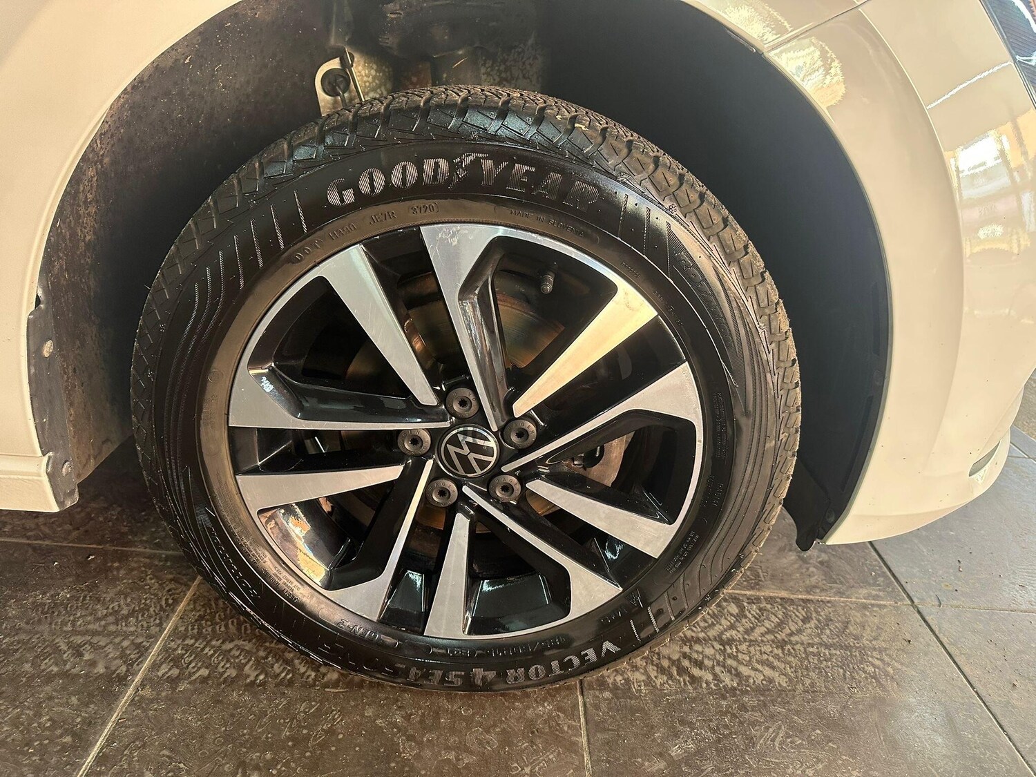 Used Volkswagen Polo for sale - 77001030: Photo 14