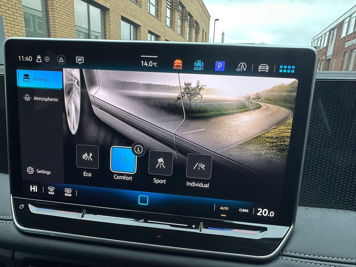 Used Volkswagen Tiguan 2024 for sale - 77028969: Photo 12