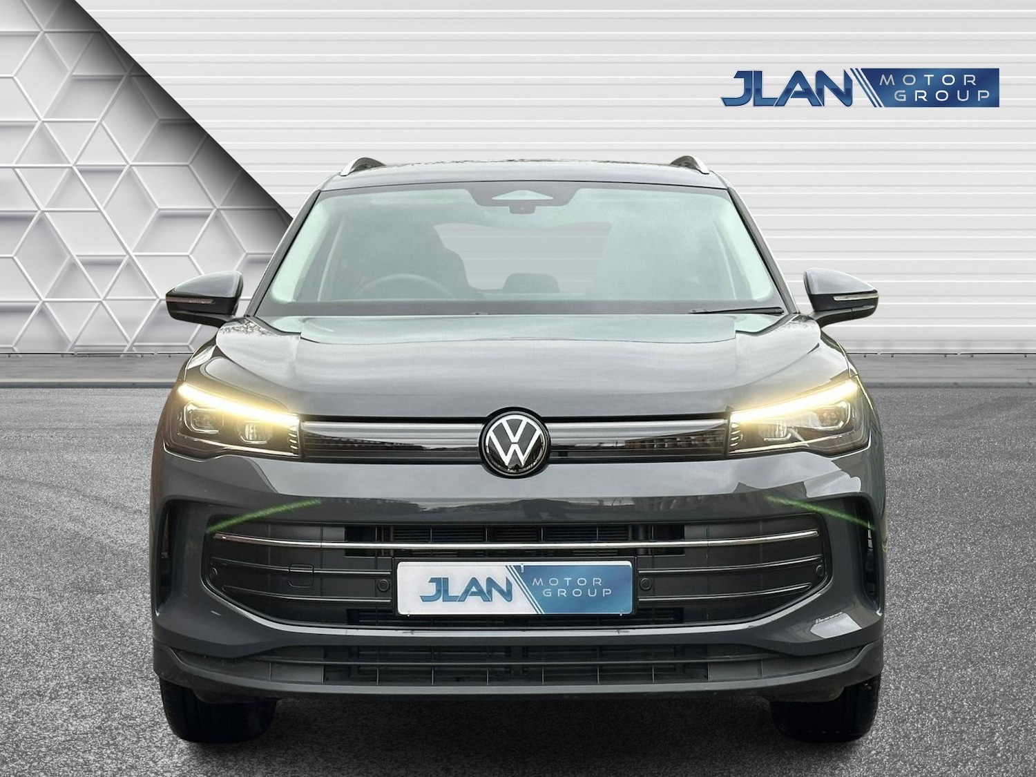 Used Volkswagen Tiguan 2024 for sale - 77028969: Photo 7