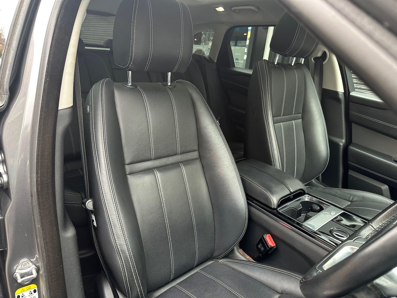 Used Land Rover Range Rover Velar for sale - 77784257: Photo 11