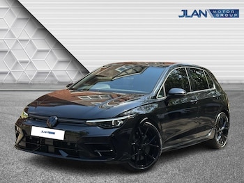 Used Volkswagen Golf 2024 for sale - 78981395: Photo
