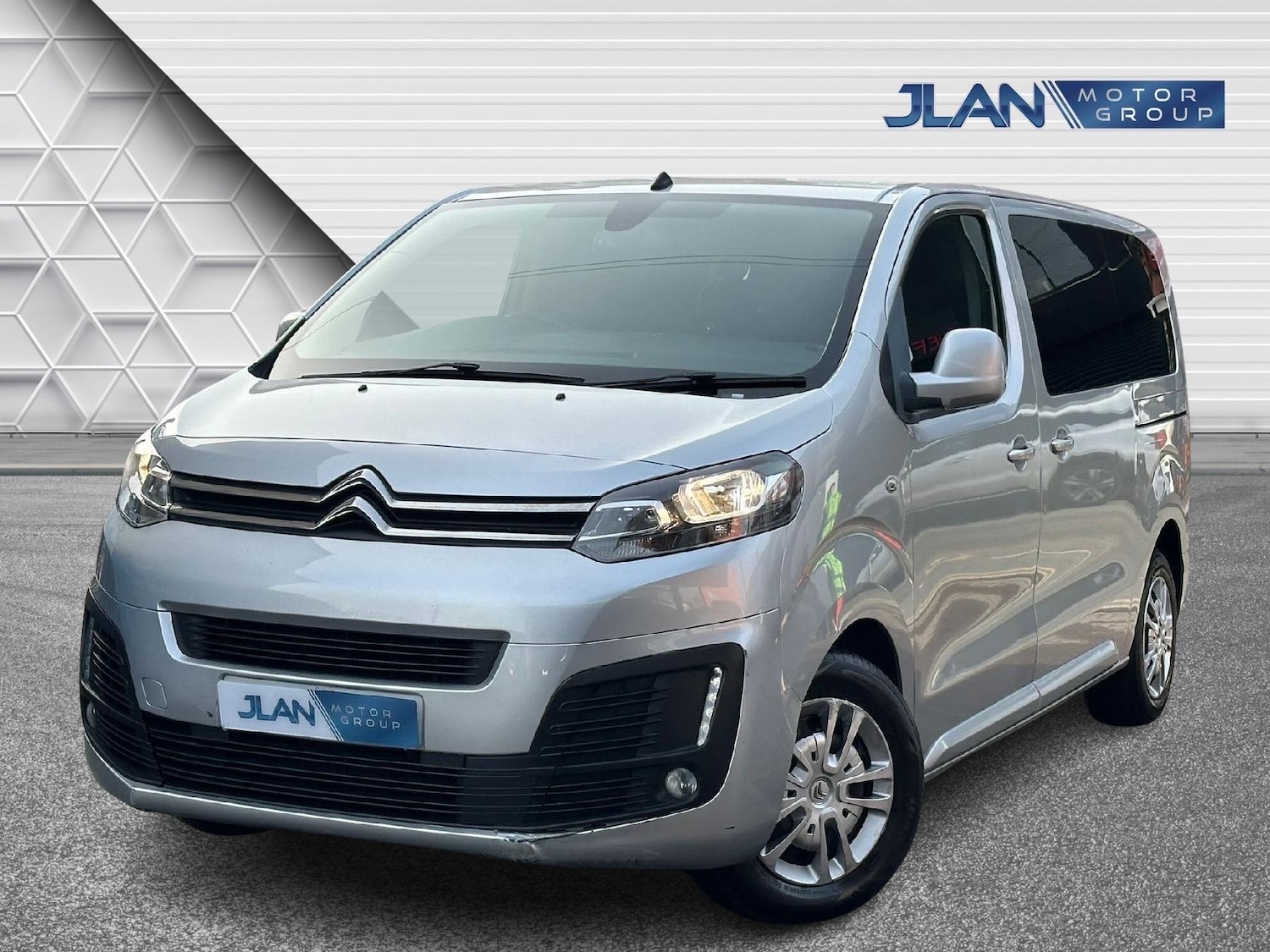 Used Citroen Space Tourer 2019 for sale - 77587361: Photo 2