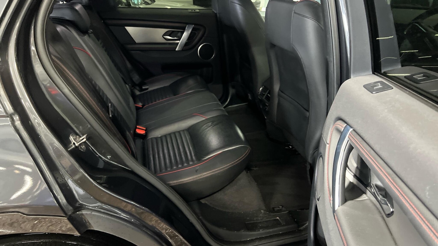 Used Land Rover Discovery Sport 2022 for sale - 77016636: Photo 8