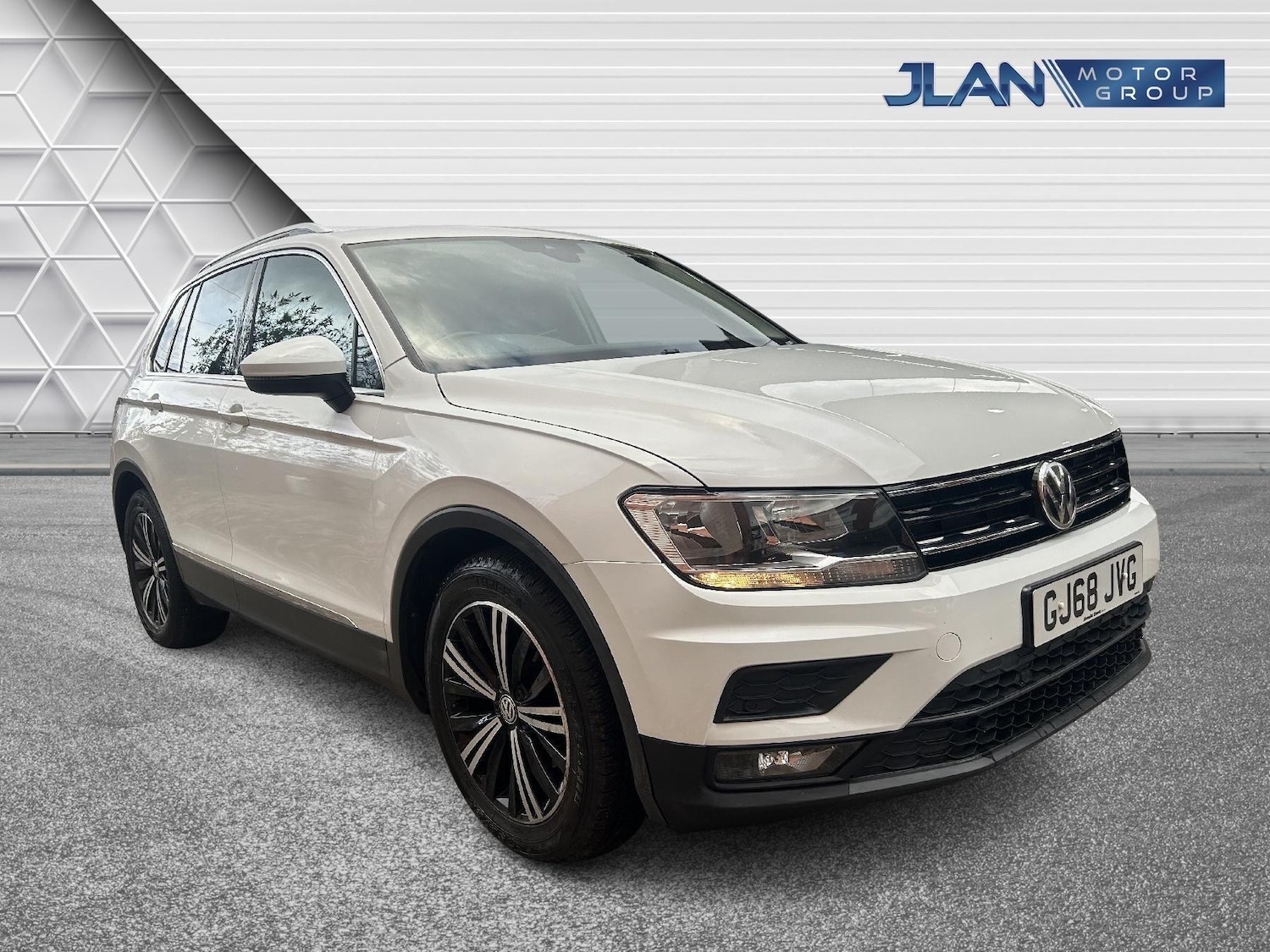 Used Volkswagen Tiguan 2018 for sale - 78184937: Photo 8