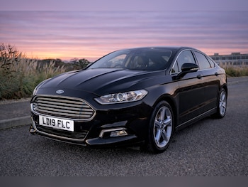 2019 (19) - 1.5 EcoBoost 165 Titanium Edition 5dr