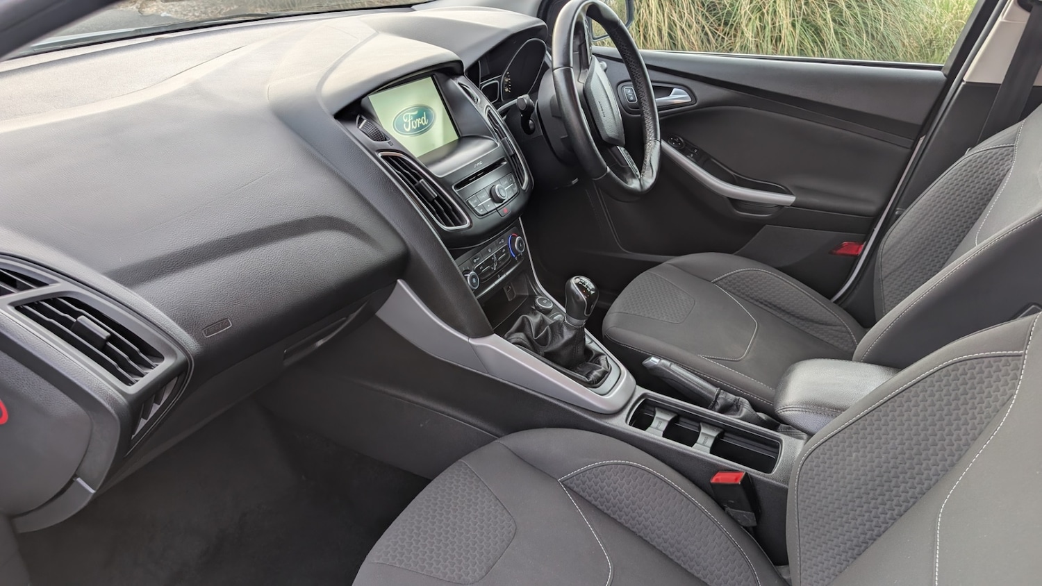 Used Ford Focus 2016 for sale - 77998485: Photo 2