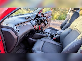Used Nissan Qashqai 2017 for sale - 78725271: Photo