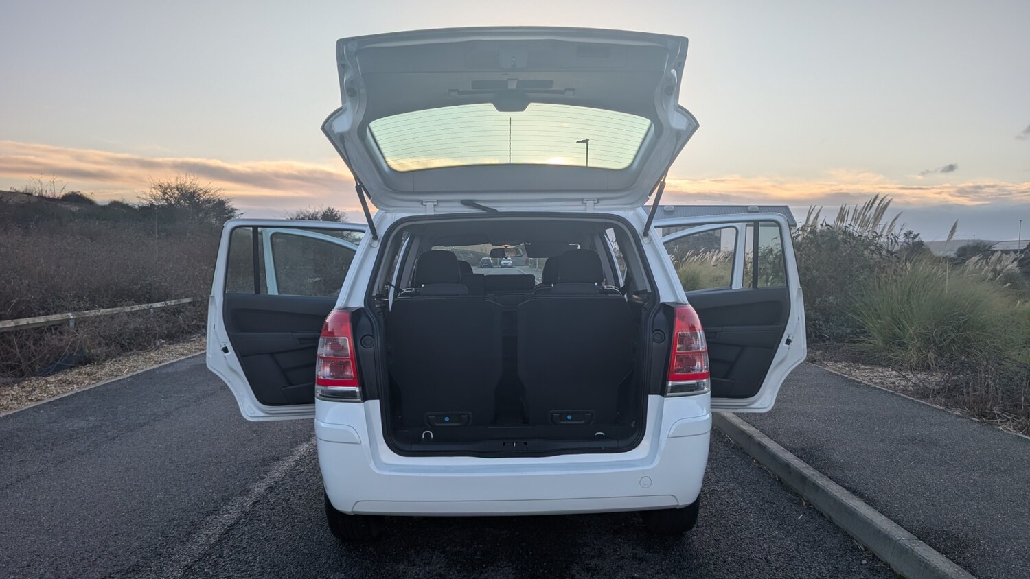 Used Vauxhall Zafira 2014 for sale - 77420728: Photo 11