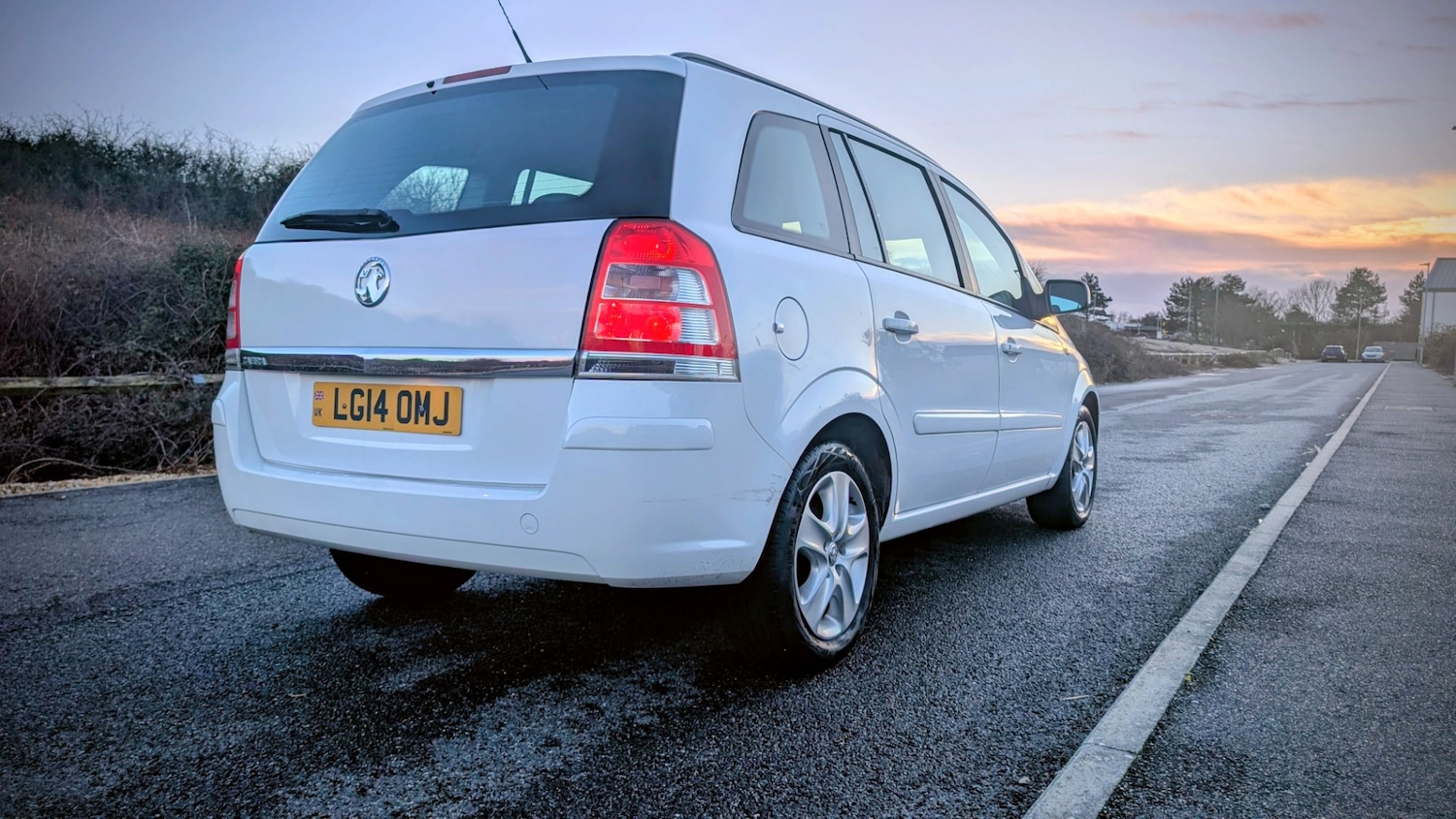 Used Vauxhall Zafira 2014 for sale - 77420728: Photo 2