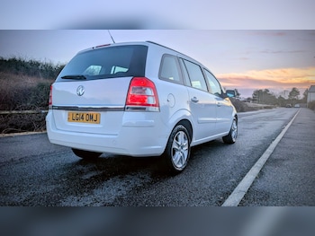 Used Vauxhall Zafira 2014 for sale - 77420728: Photo