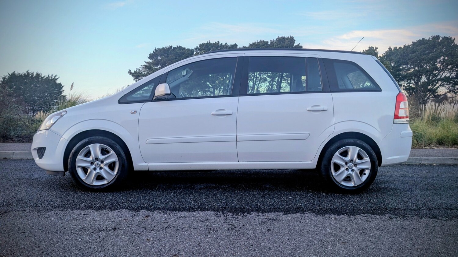Used Vauxhall Zafira 2014 for sale - 77420728: Photo 6